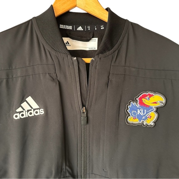 Women's Adidas Black Kansas Jayhawks Sideline Travel Woven Full-Zip Jacket - Picture 5 of 13